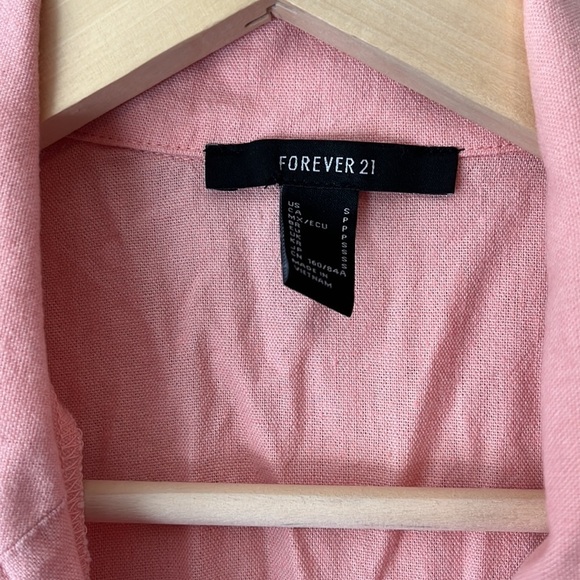 Forever 21 Cropped Bottom Up Blouse Pink size extra small - Picture 3 of 6